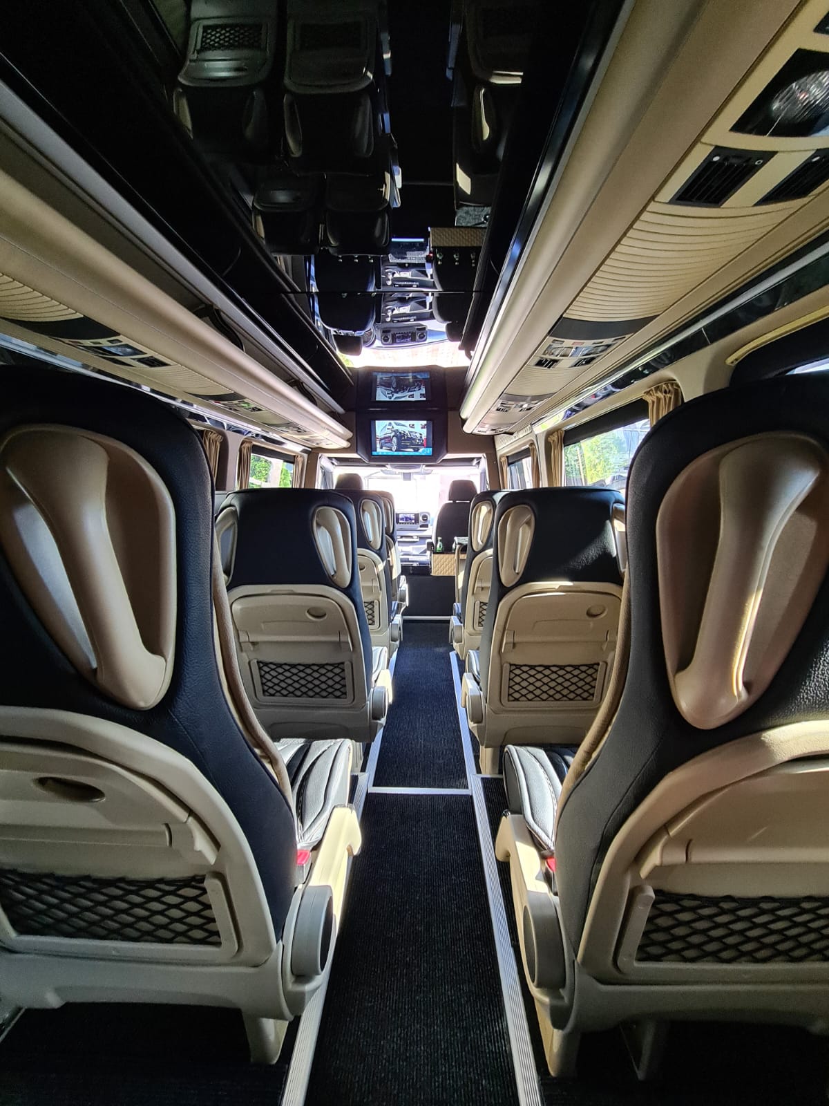 WhatsApp Image 2025-10-16 at 19.21.07 (2)